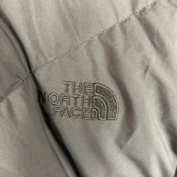 The North Face Women's Albroz Parkina - Picture 4 of 16